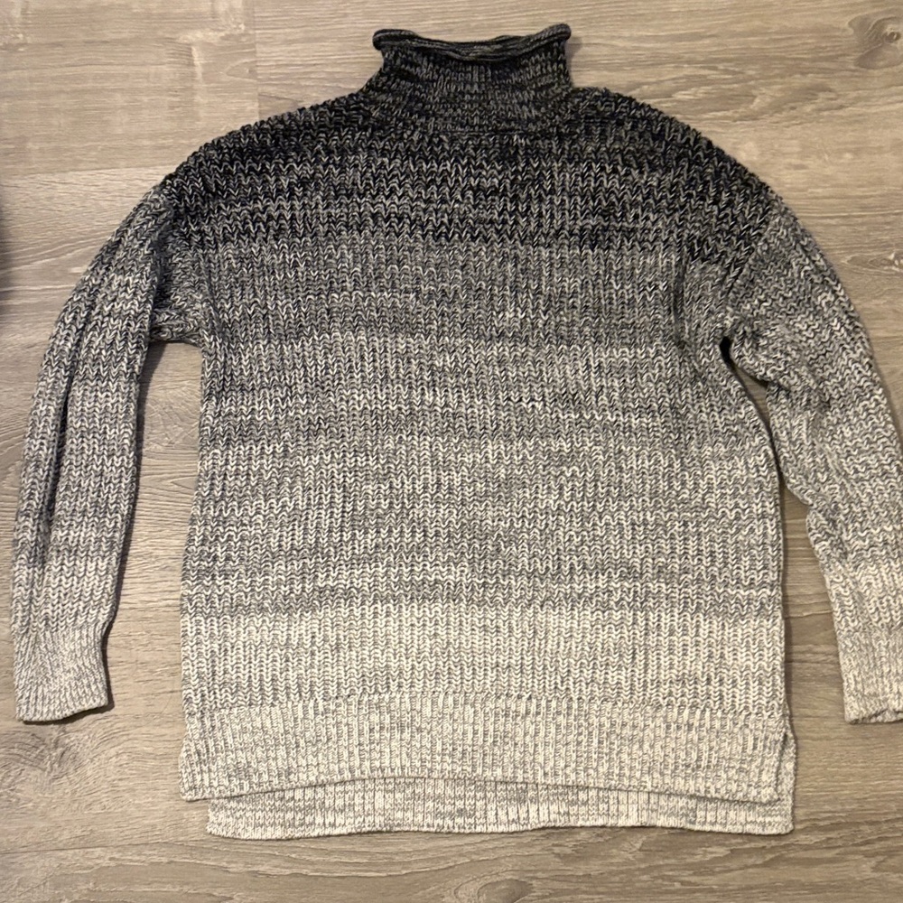 Men's Black and Gray Turtleneck Sweater